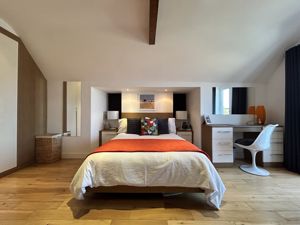 Photo 20- click for photo gallery